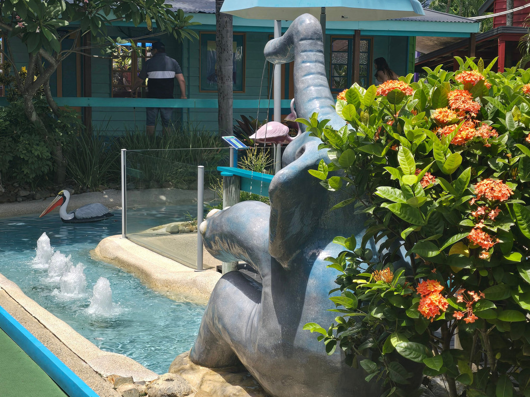 迷你高尔夫球-美人鱼海滩必去景点