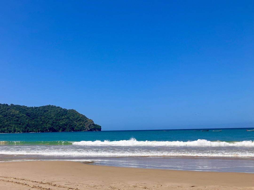 Las Cuevas Beach-特立尼达必去景点