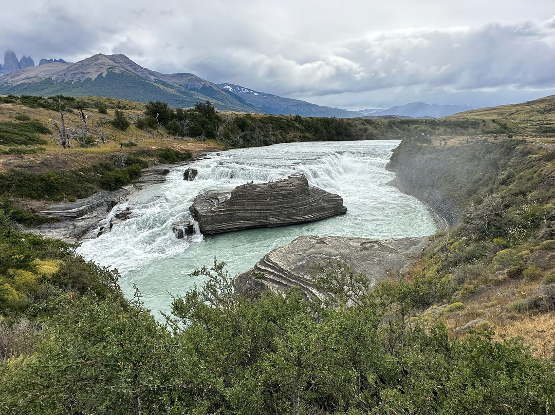 Cascada del Rio Paine景点图片