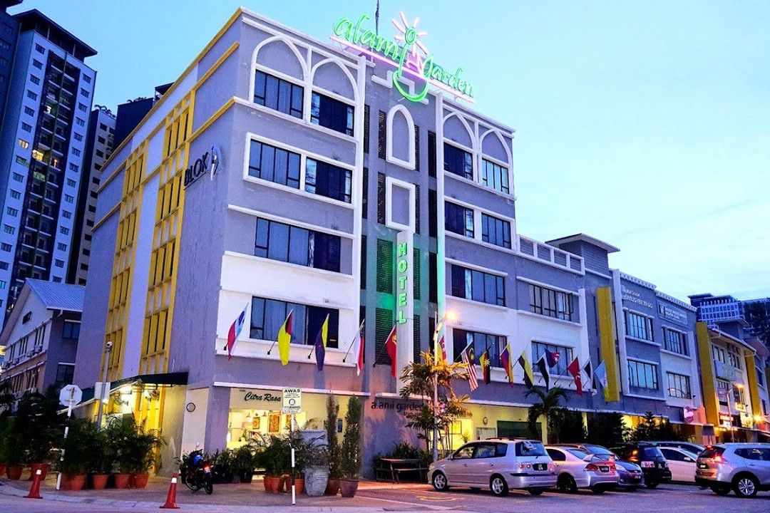 阿拉蜜花园酒店