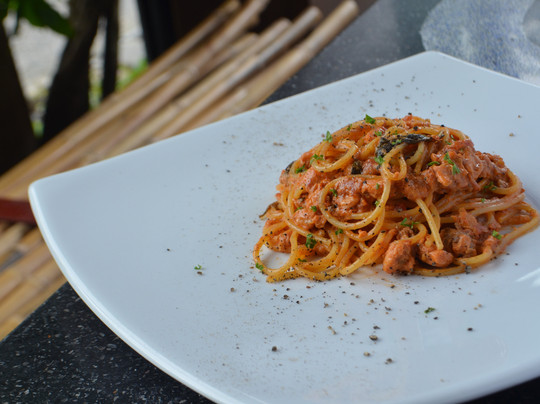 Fork & Spoon Restaurant主图