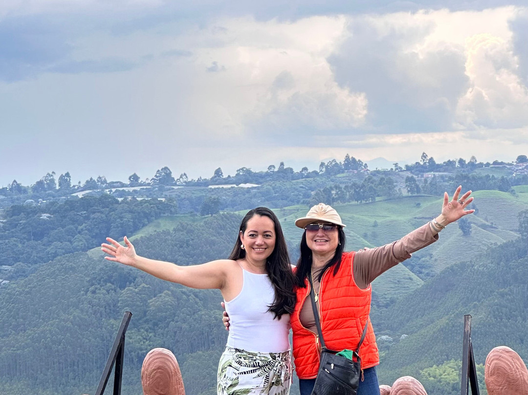 Mirador En Las Manos De Dios Salento-萨伦托必去景点