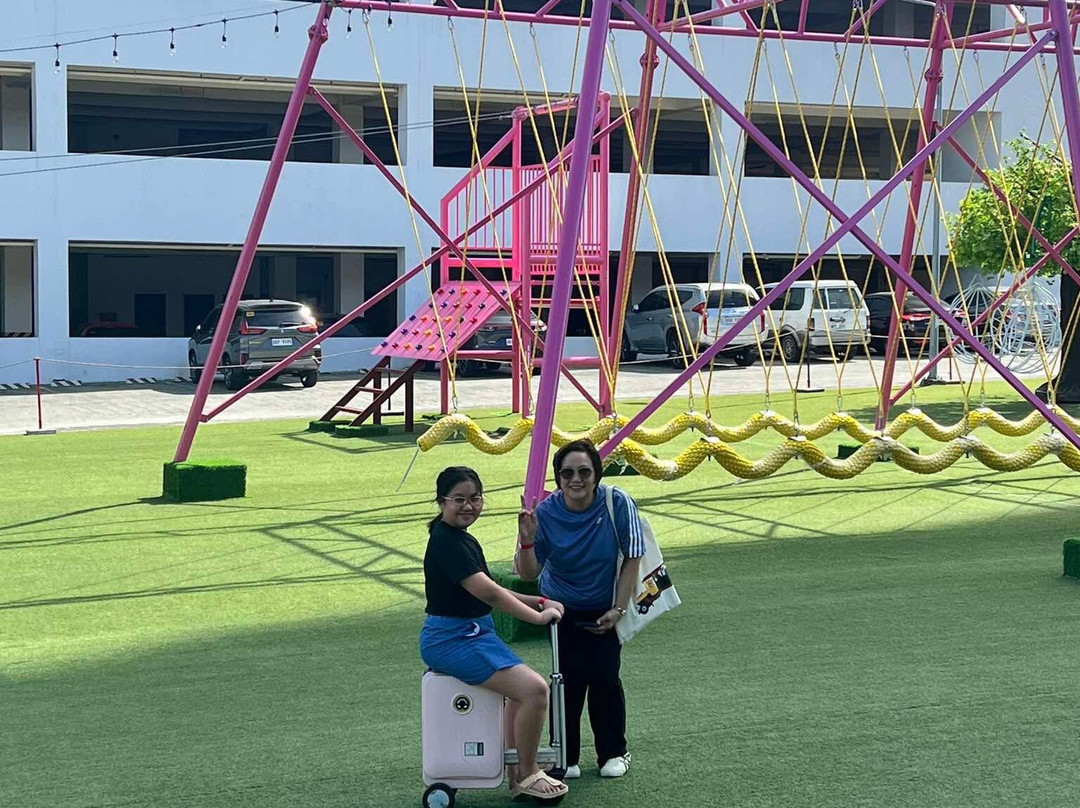 The Excelsior Hotel主图