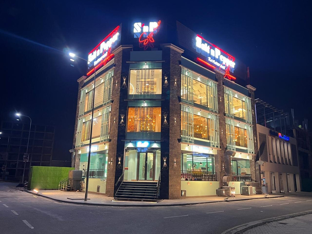 Salt'n Pepper Signature Restaurant