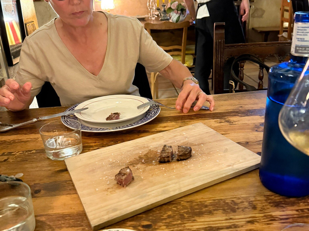 拉洛拉旅馆主图