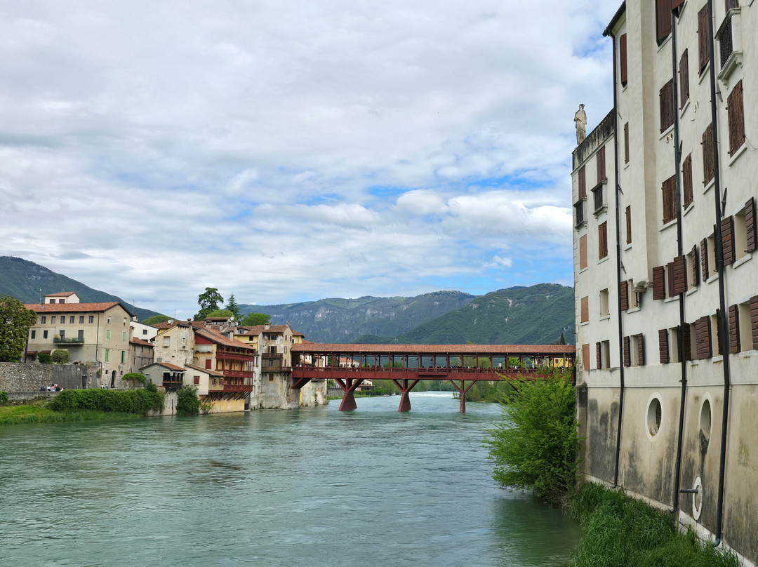 Ponte Degli Alpini景点图片