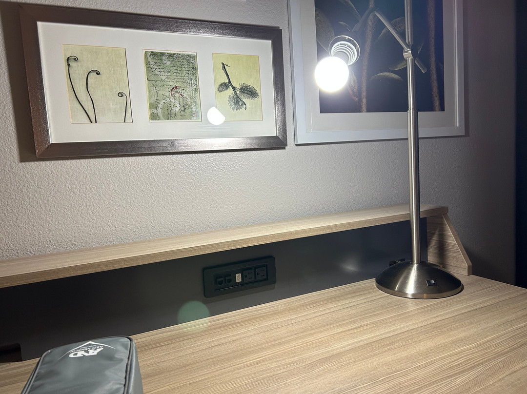 Country Inn & Suites By Radisson, Detroit Lakes, MN主图