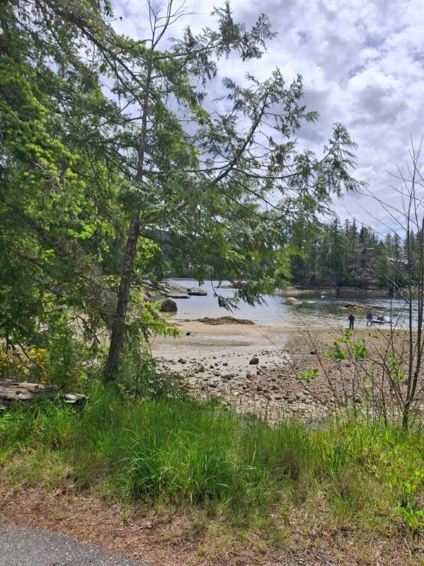 Pedals & Paddles Adventure Sports-Sechelt必去景点