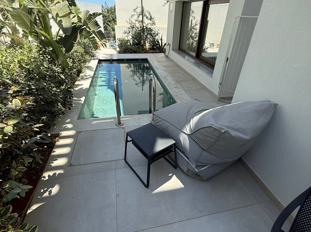 Mika Villas & Suites主图