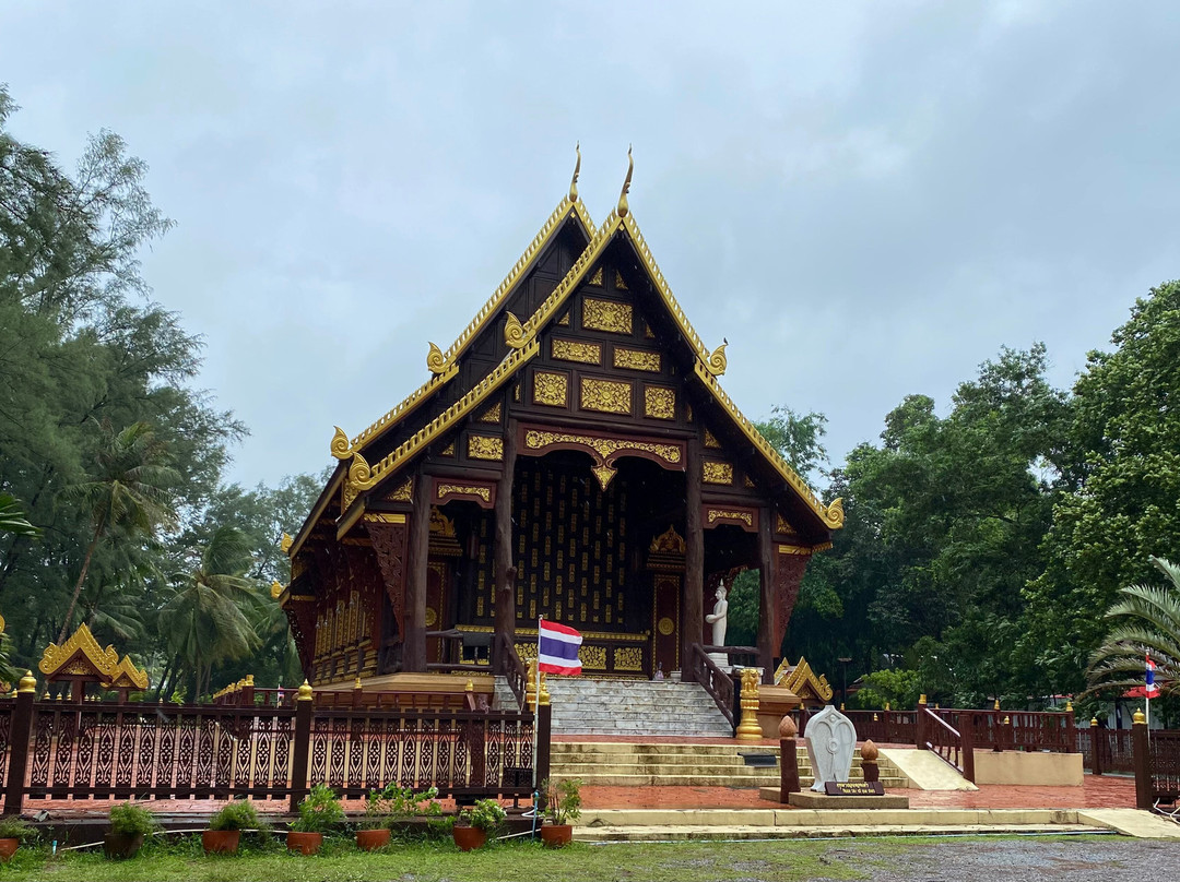 Wat Tha Sai (Wat Tesdhammanava)-泰曼必去景点