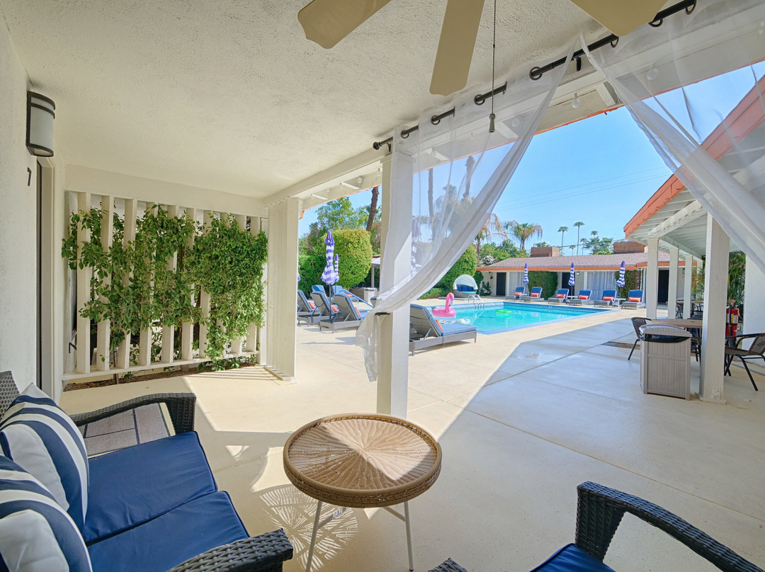 小天堂酒店主图