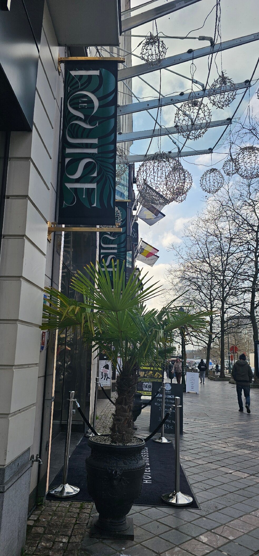 布鲁塞尔索菲特路易斯酒店-官方