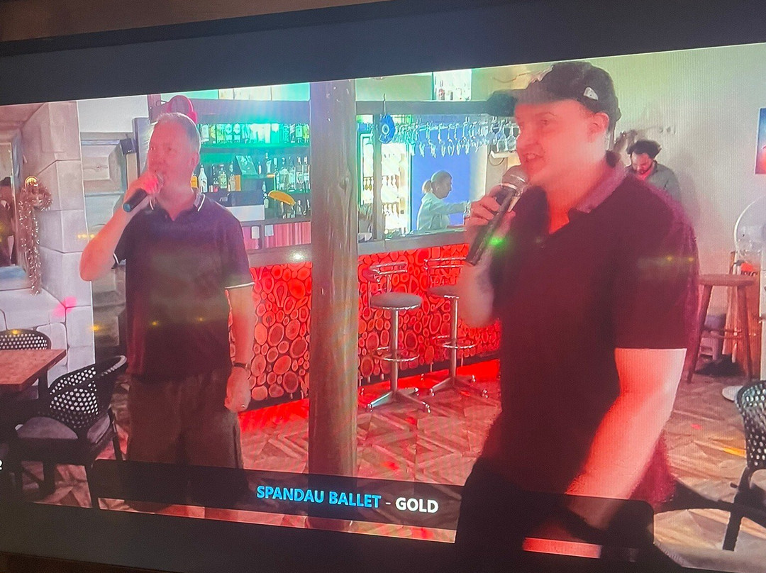 Happy Karaoke Pub-居姆贝特必去景点