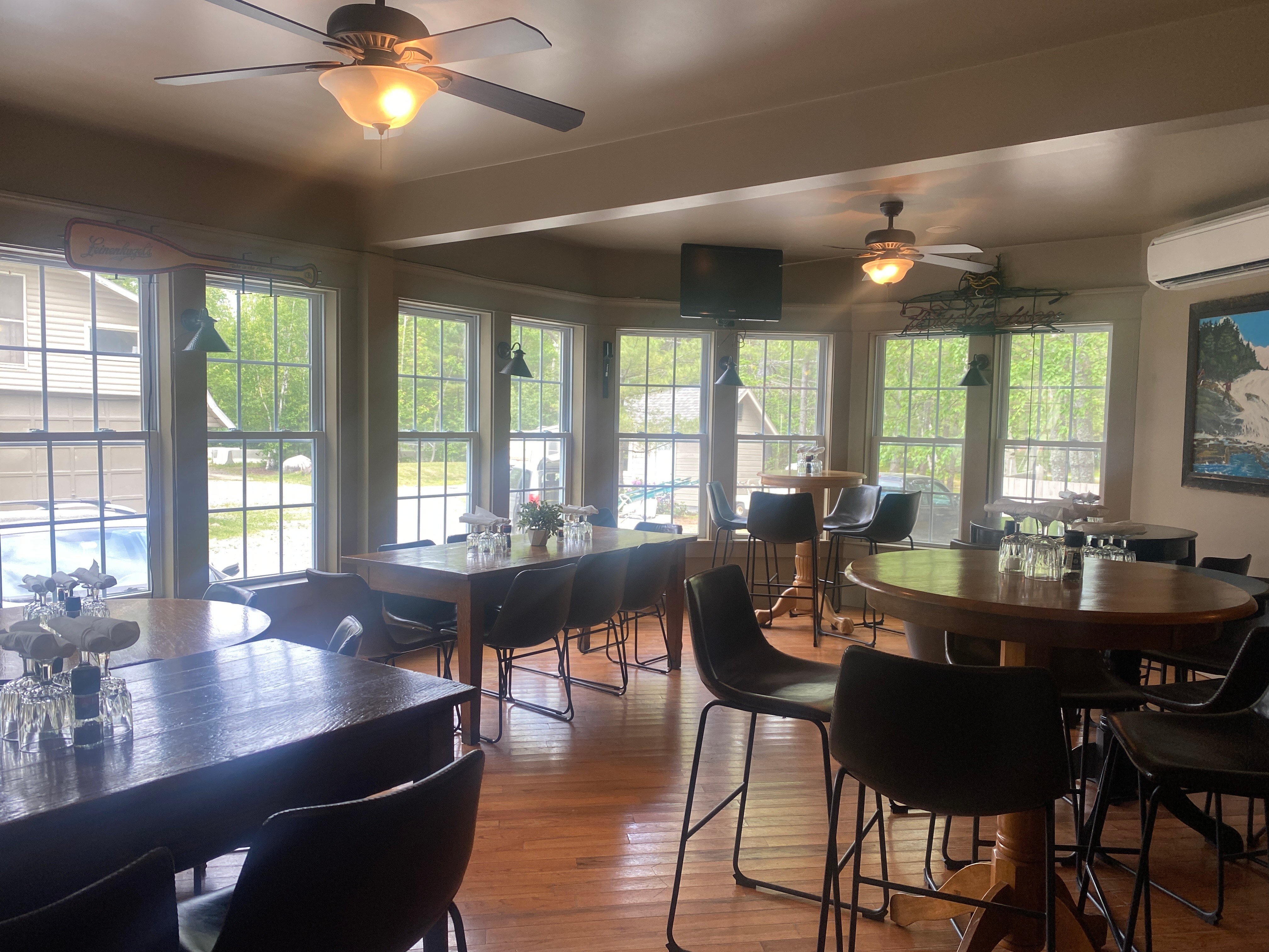 Big Moose Inn, Cabins & Campground-餐饮