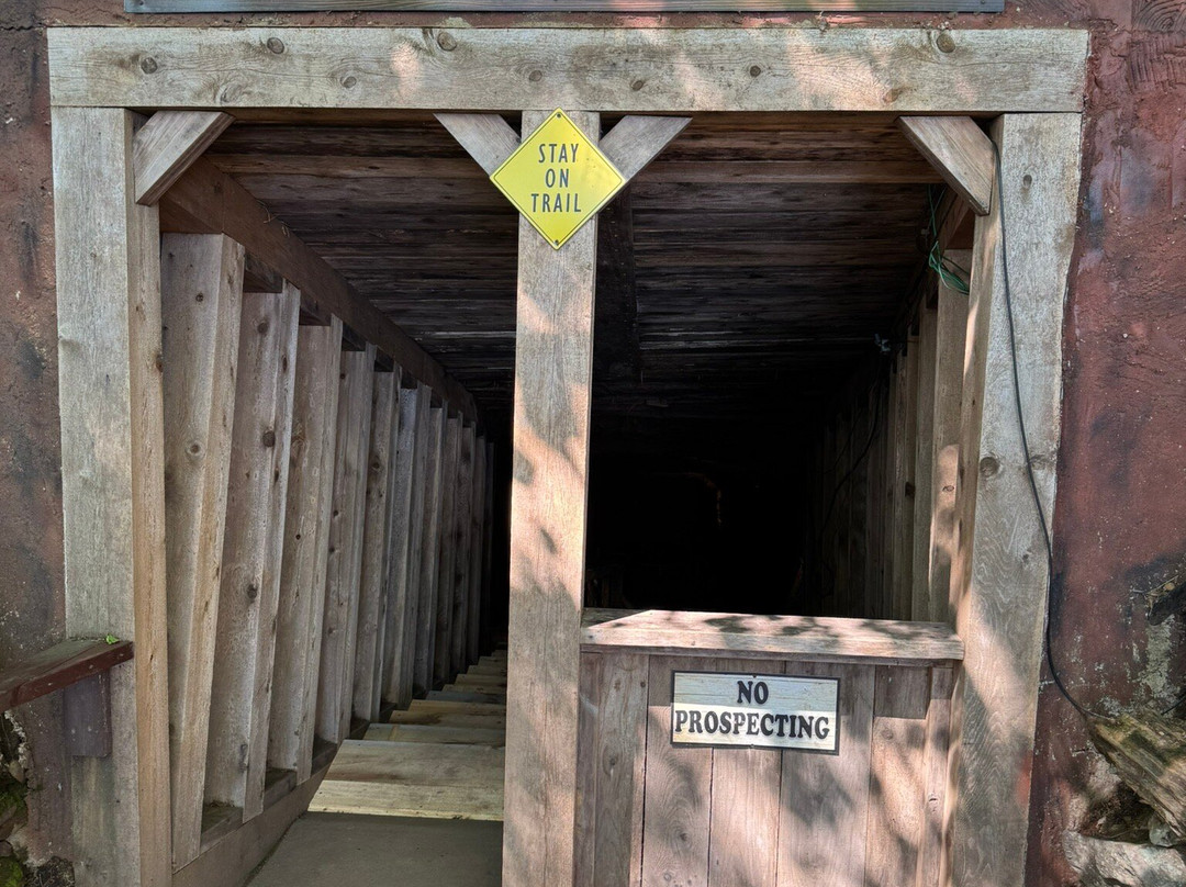 Delaware Copper MineTours-Mohawk必去景点