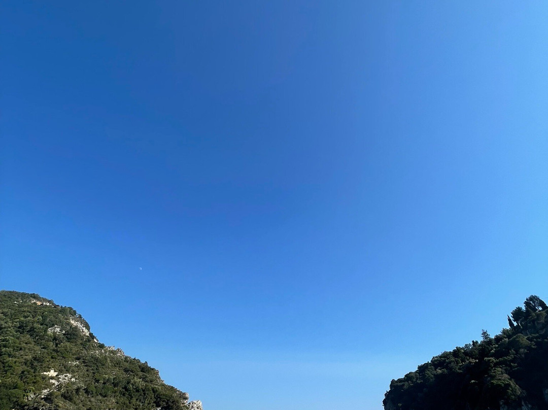 Agios Spiridon Beach-Paleokastritsa必去景点