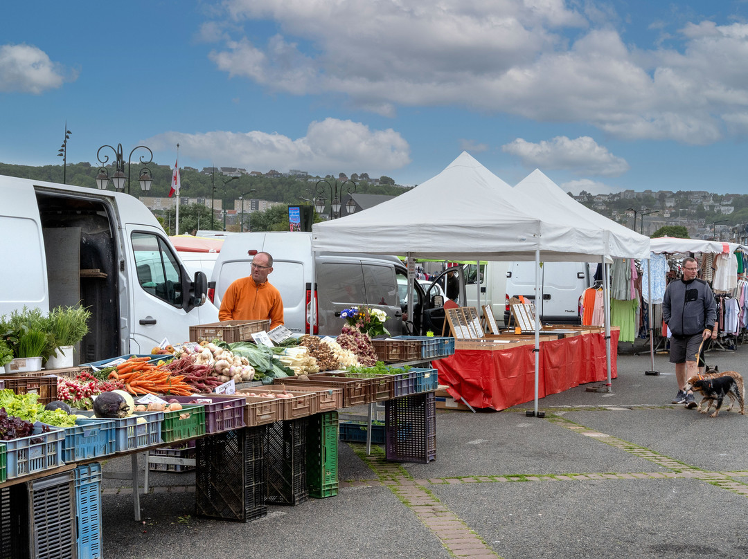 Le Marché De Mers-les-bains-梅尔莱班必去景点