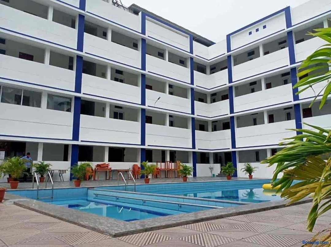 URC Lodge & Resorts