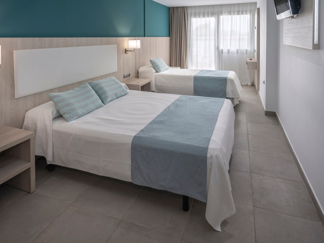 4r Miramar Calafell主图