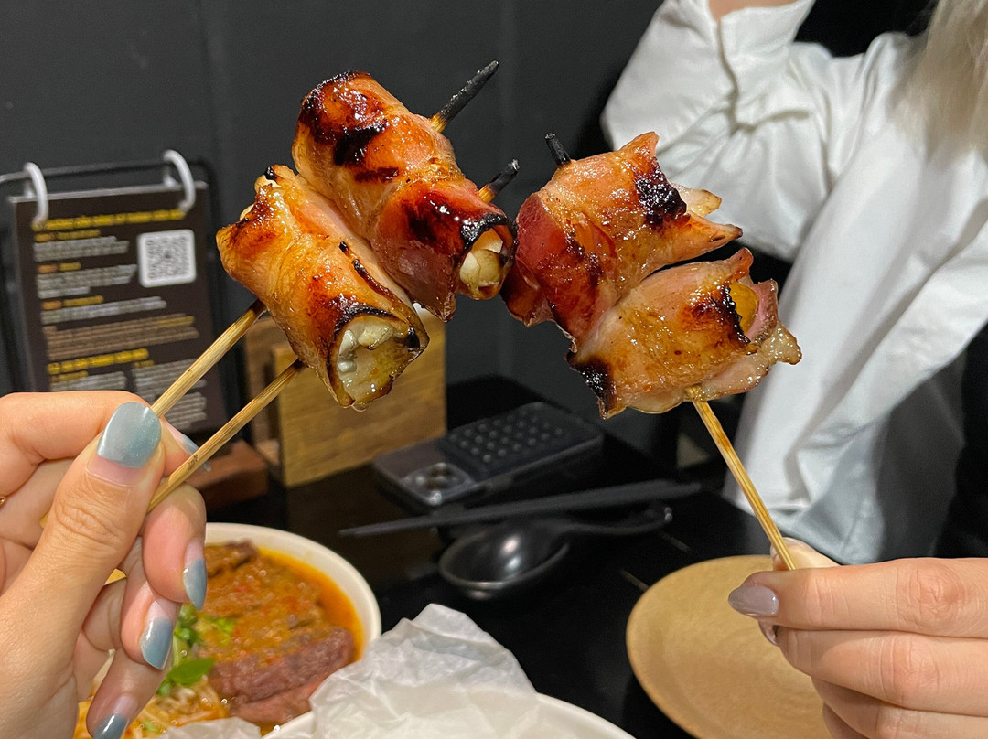 Mạch Saigon Gastropub