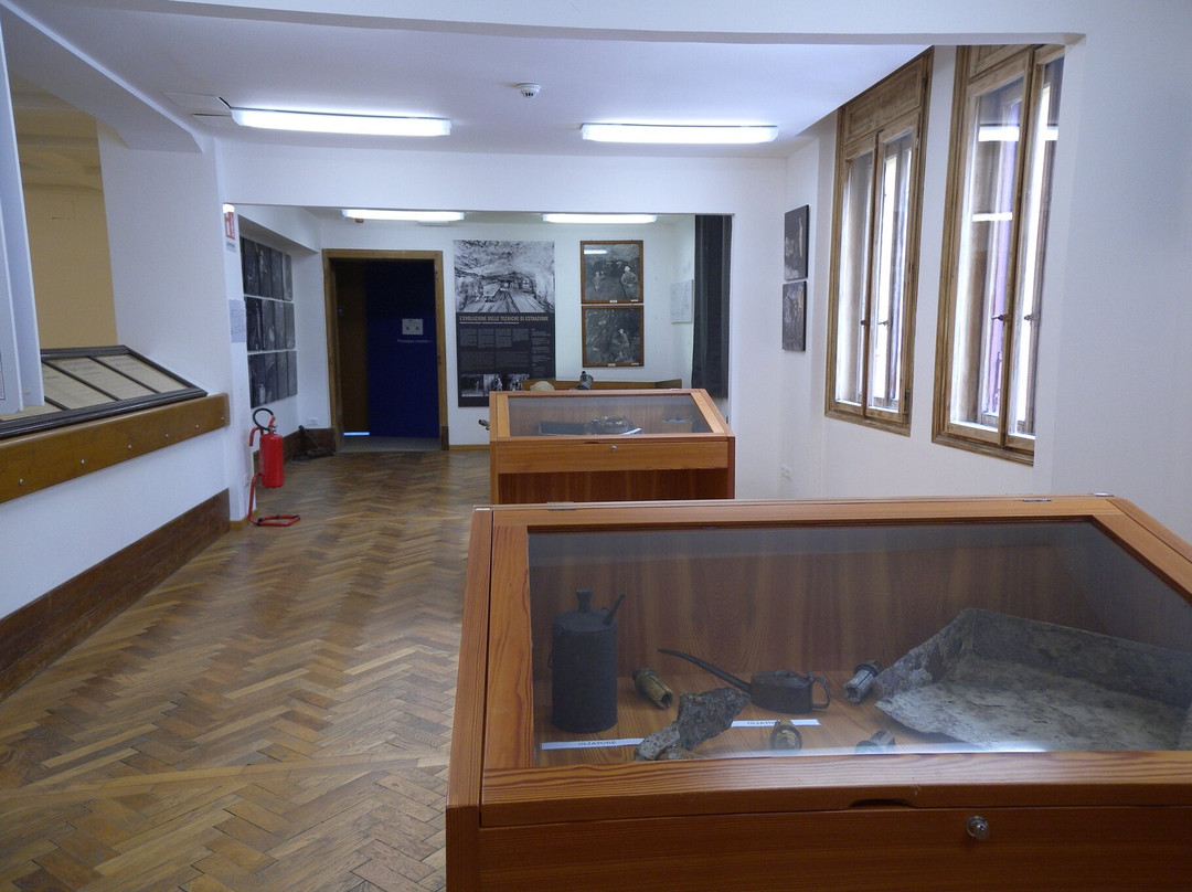 Museo della Tradizione Mineraria-Cave del Predil必去景点