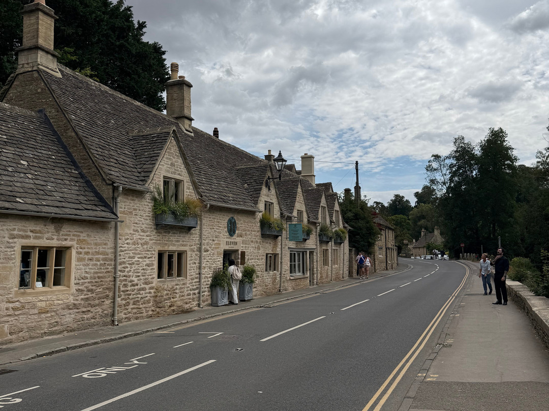 Cotswold eBikes-赛伦塞斯特必去景点