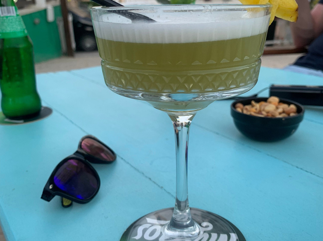 Red Tail Cocktail Bar-卡拉马其必去景点