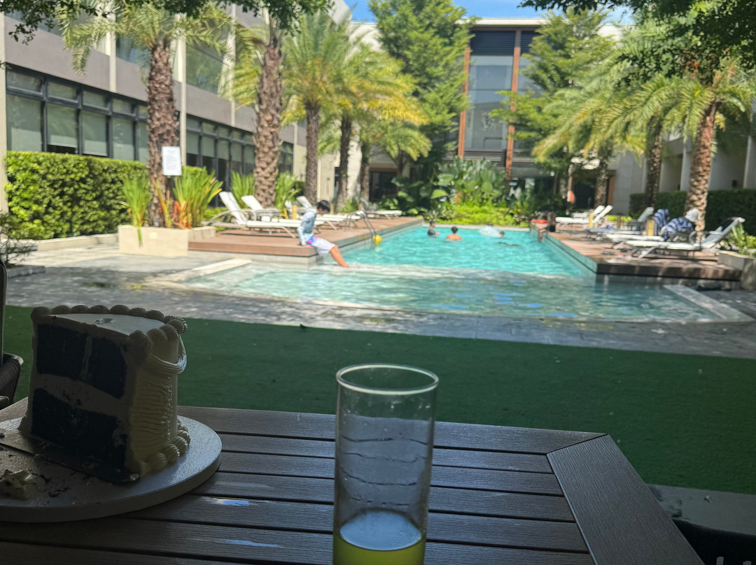 The Maximilian Hotel主图