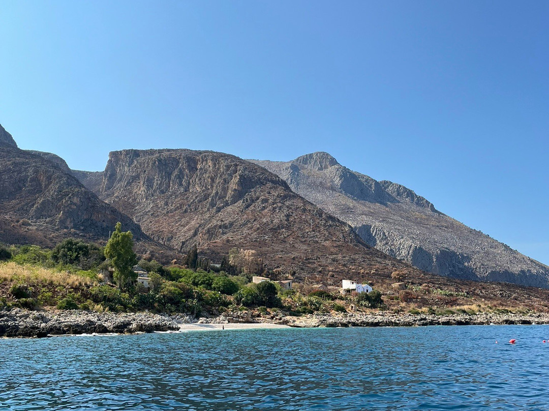 Escursioni in Barca con Paolo-戈尔福海堡必去景点