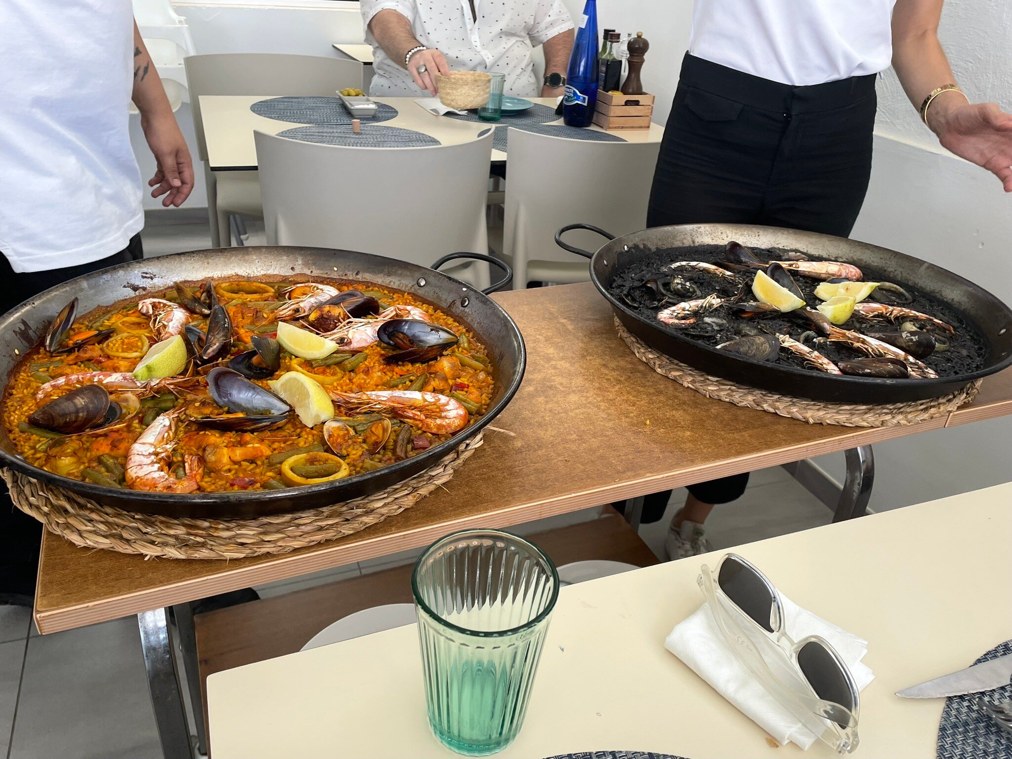 Hostal Dragonera-官方