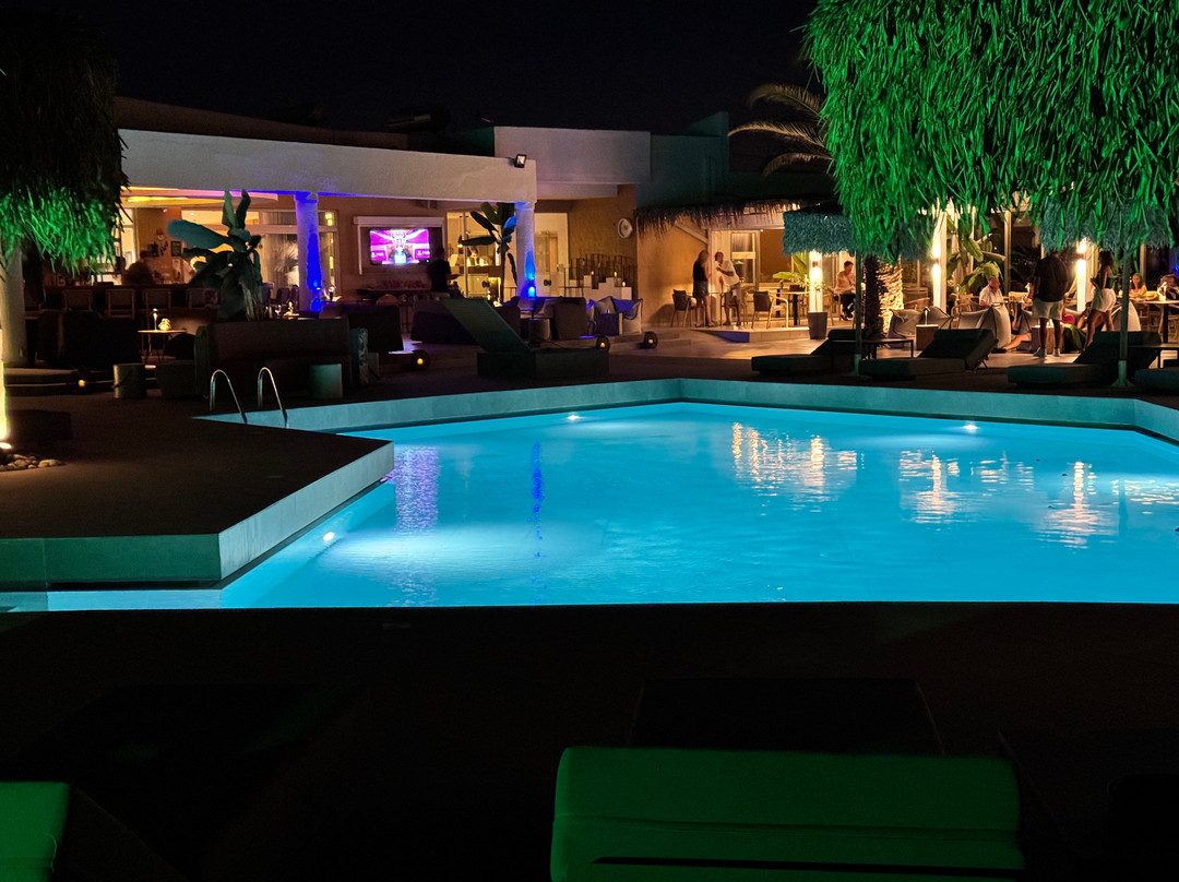 Golden Star Hotel Apartments主图