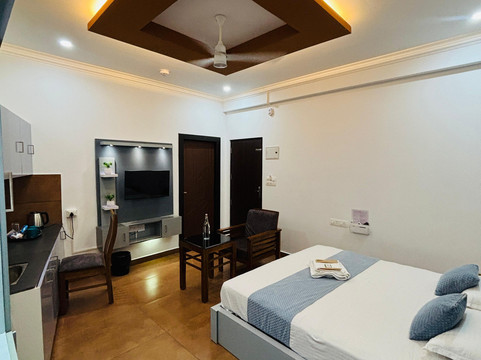 Enroute Delight Residency