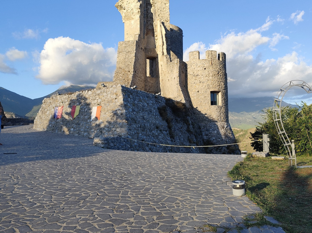 Castello di Morano Calabro-Morano Calabro必去景点