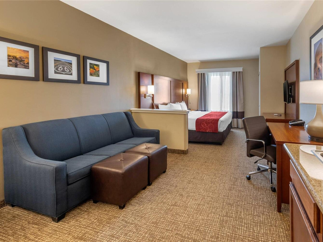 Comfort Suites Barstow Near I-15主图