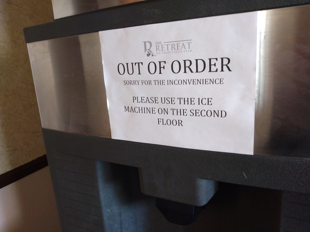 查理斯顿山度假酒店主图