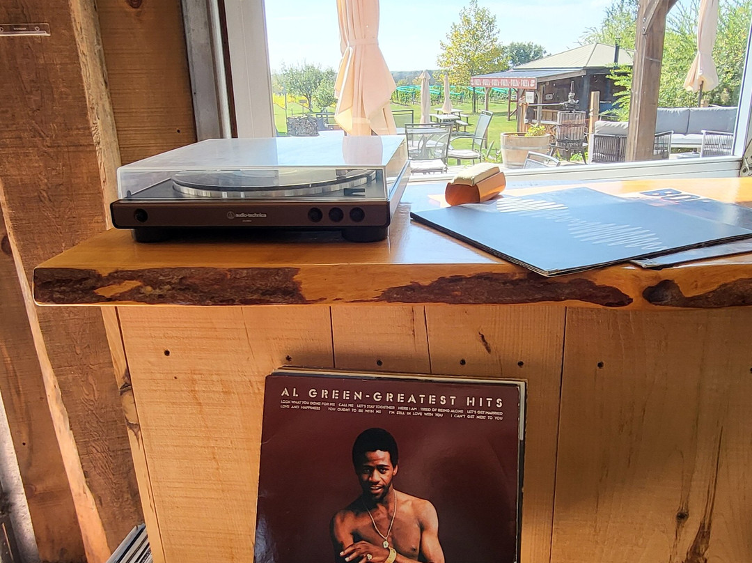 Three Dog Winery-皮克顿必去景点