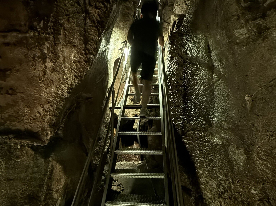 Ryugado Cave-香美市必去景点