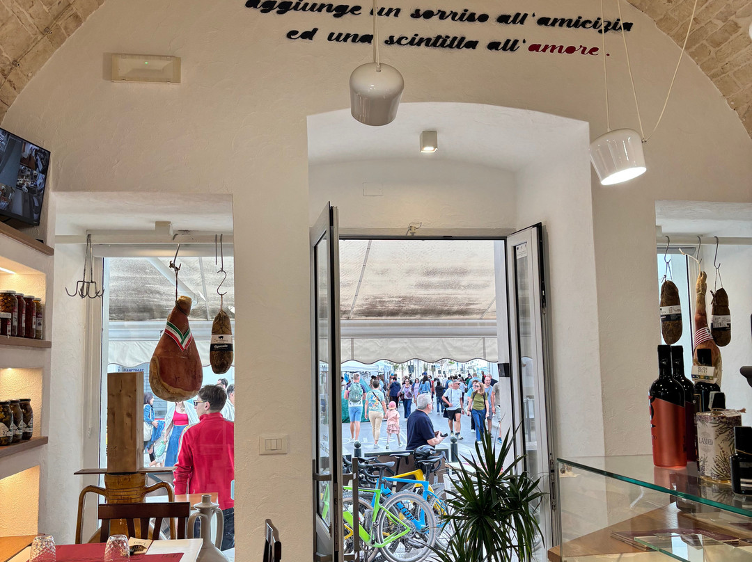 Vino & Amore-阿尔贝罗贝洛必去景点