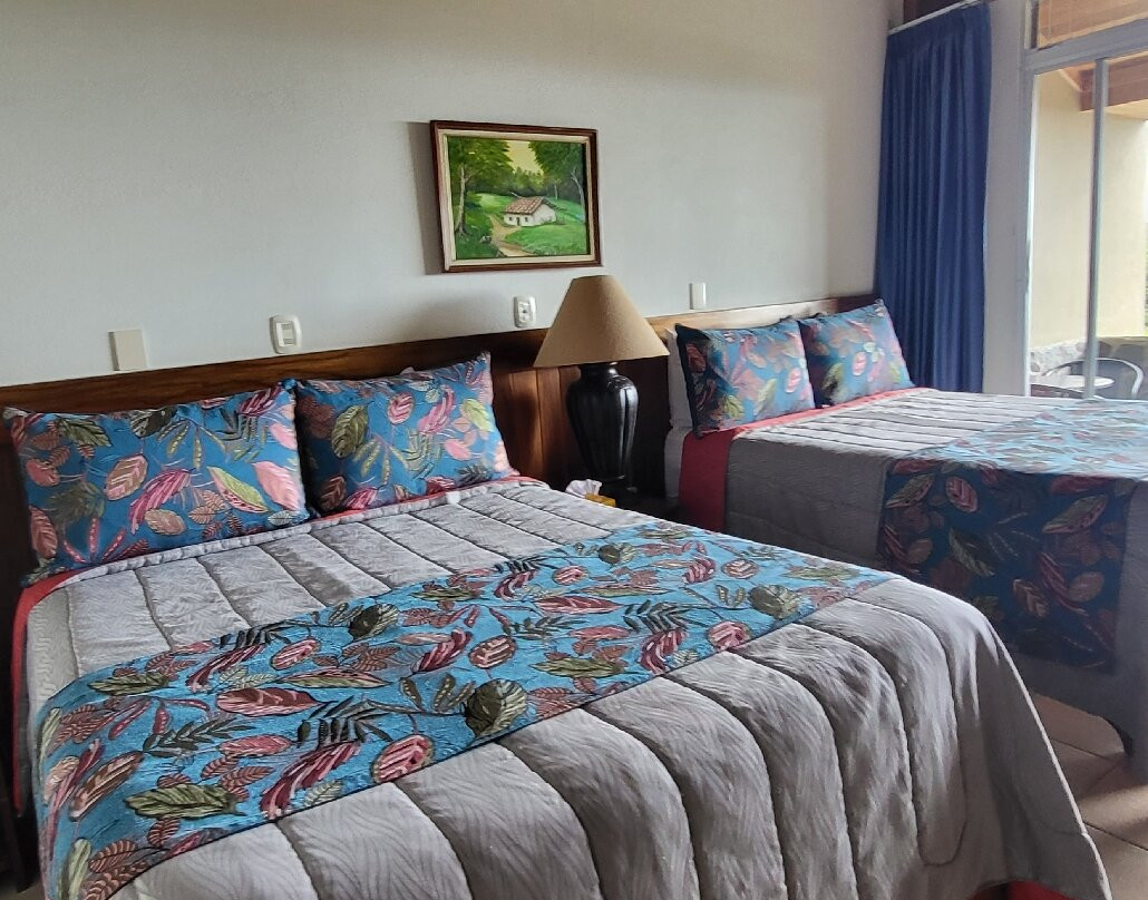 Hotel Montaña Monteverde主图