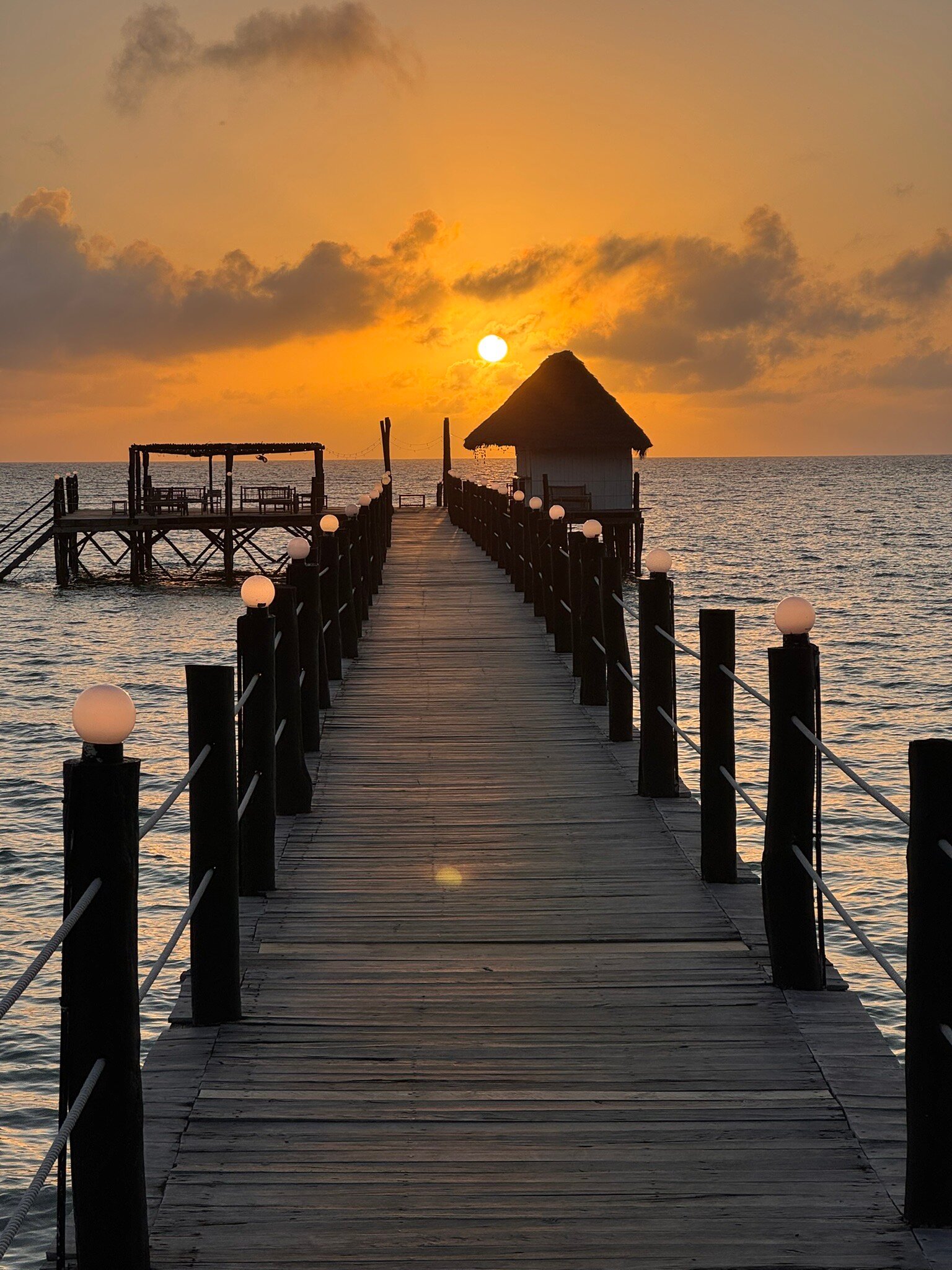 Spice Island Hotel & Resort-官方