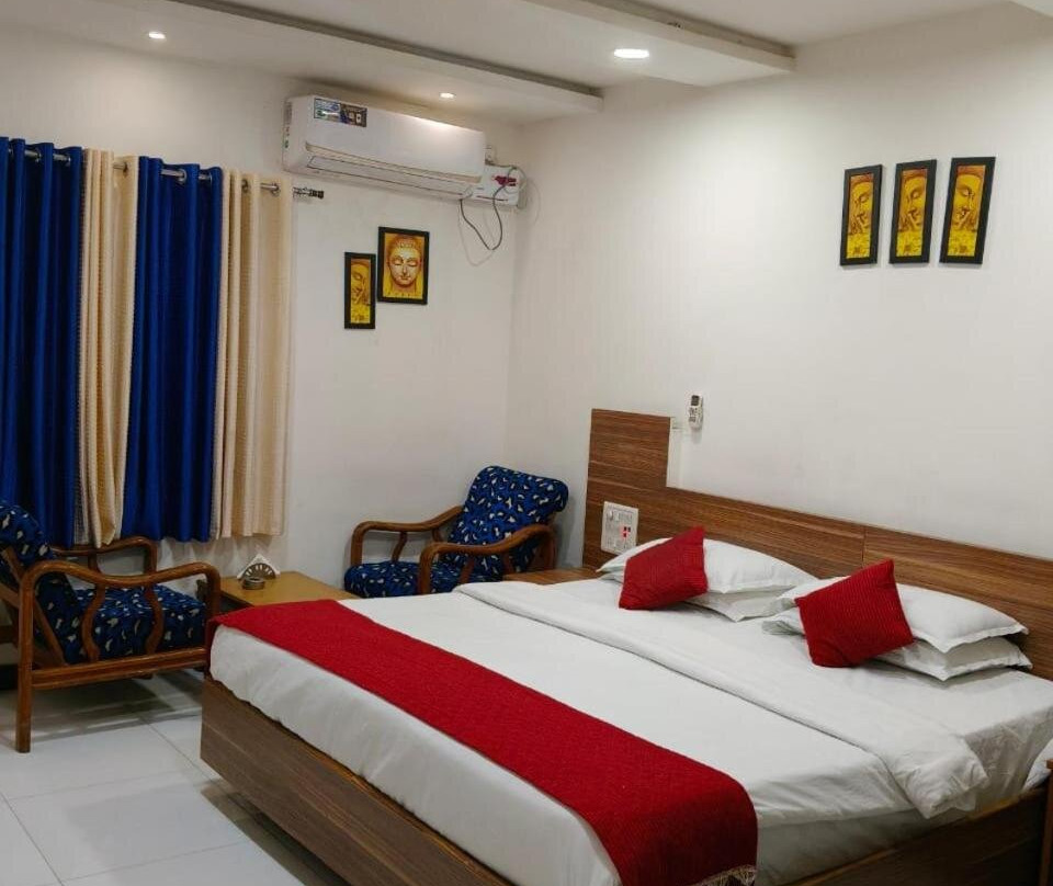Hotel Sapthagiri Balla