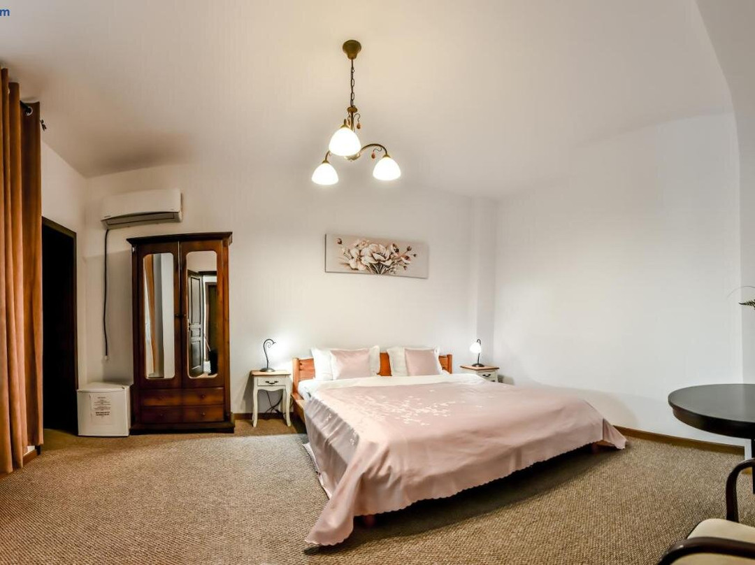 Noblesse House Deva
