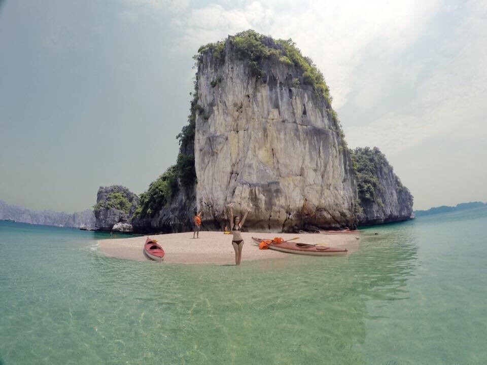 Blue Swimmer Outdoors-下龙湾必去景点