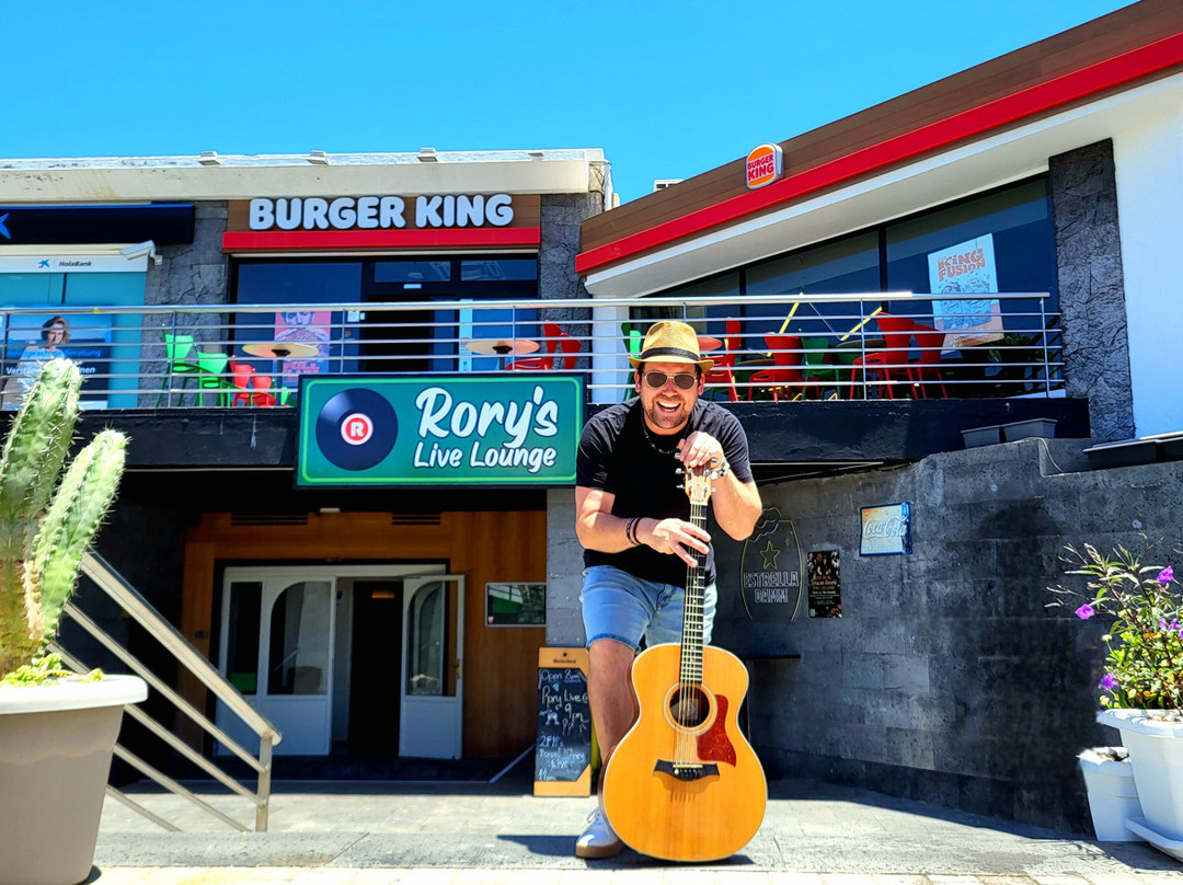 Rory's Corner Bar & Live Lounge-提亚必去景点