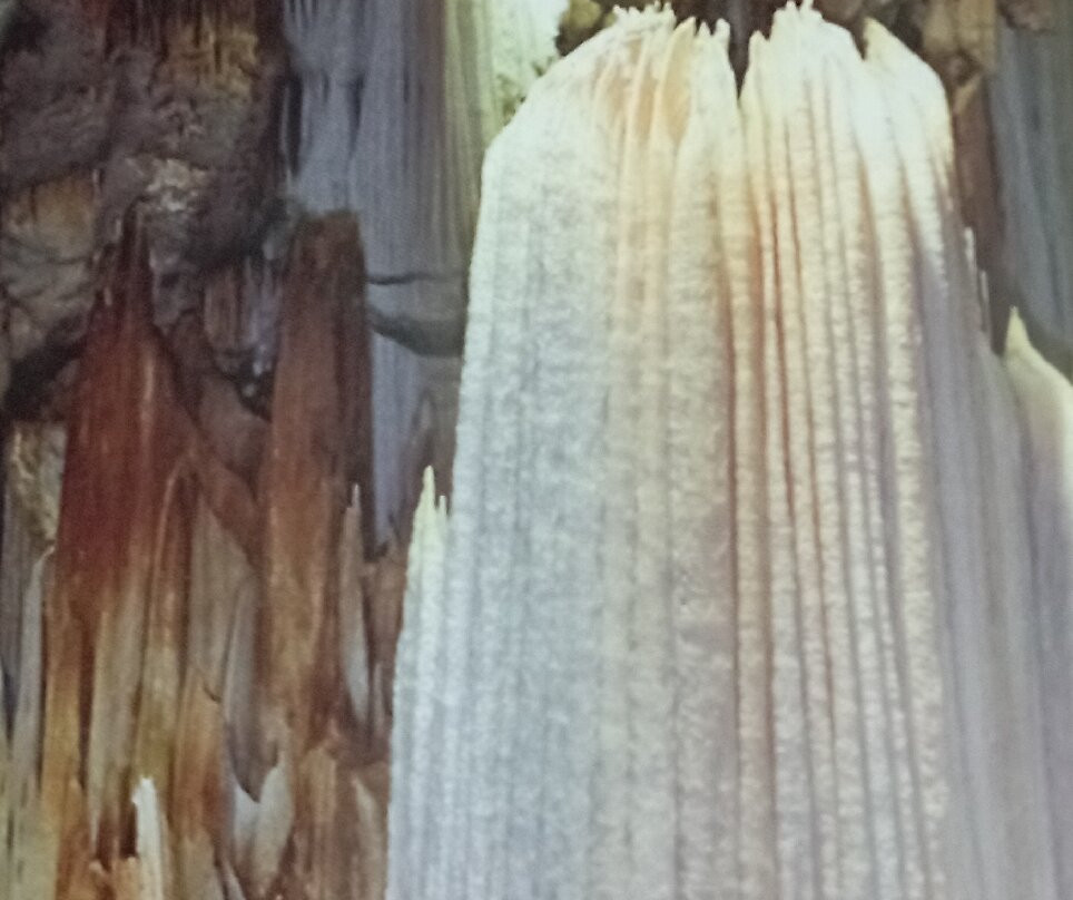 Cuevas del Águila-Arenas de San Pedro必去景点