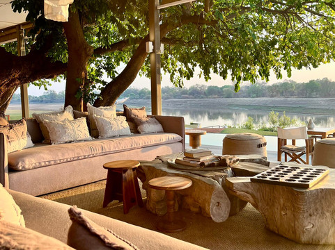 Time + Tide Chinzombo主图