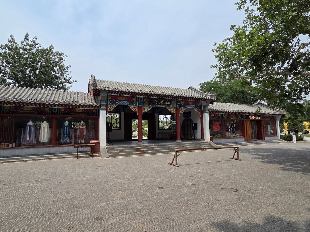 开封铁塔公园-开封市必去景点