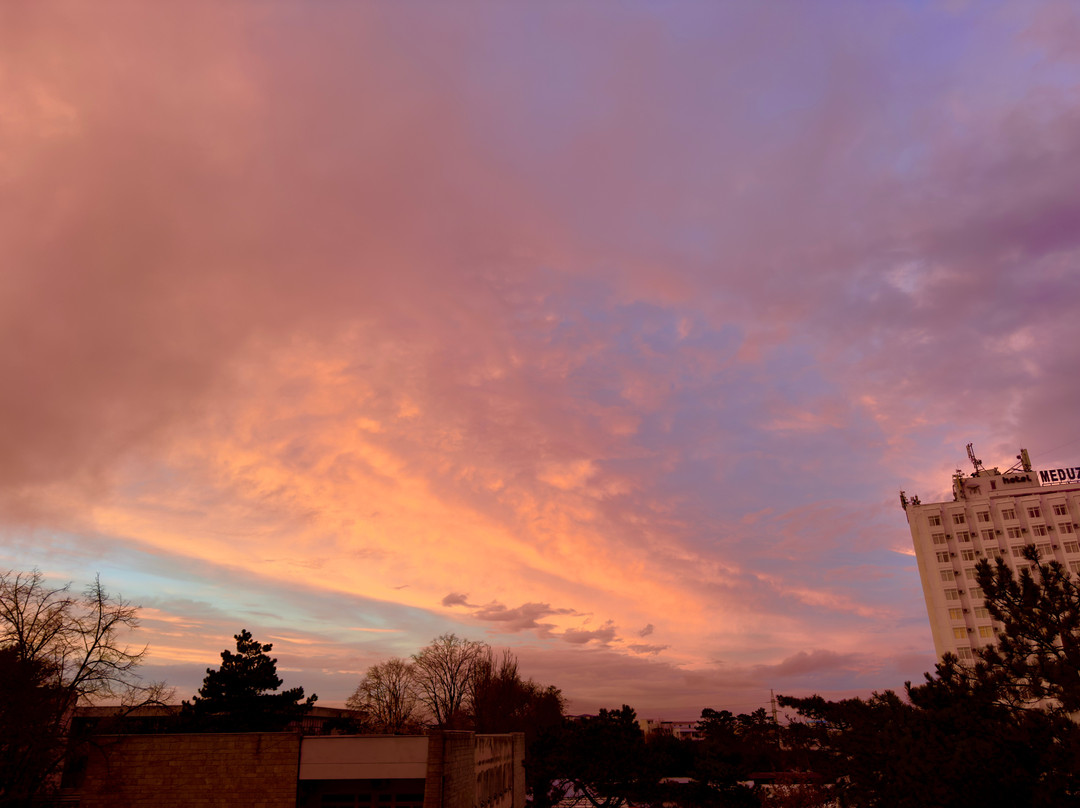 Mirage Medspa Hotel主图