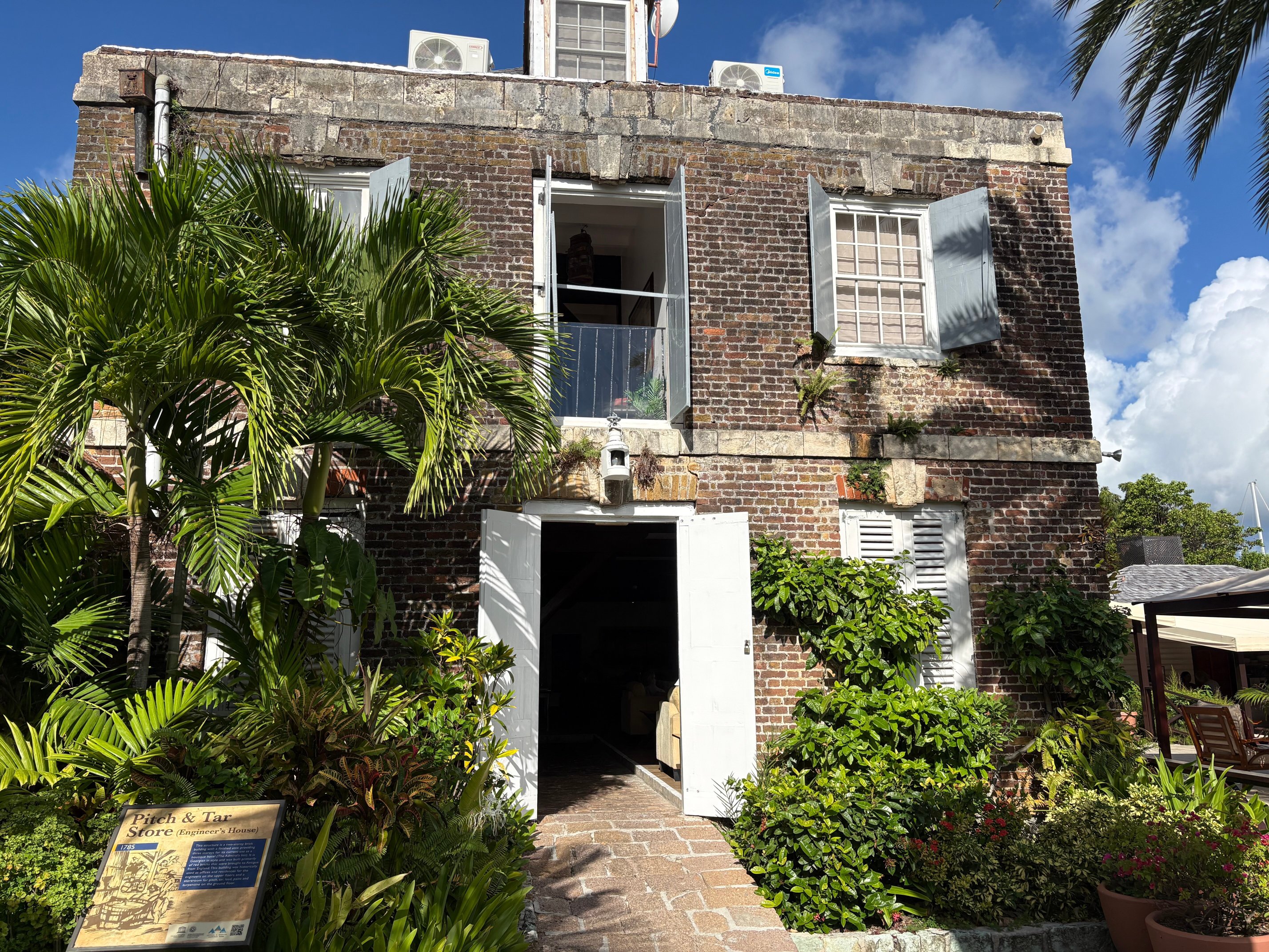 Admiral's Inn & Gunpowder Suites-浴室