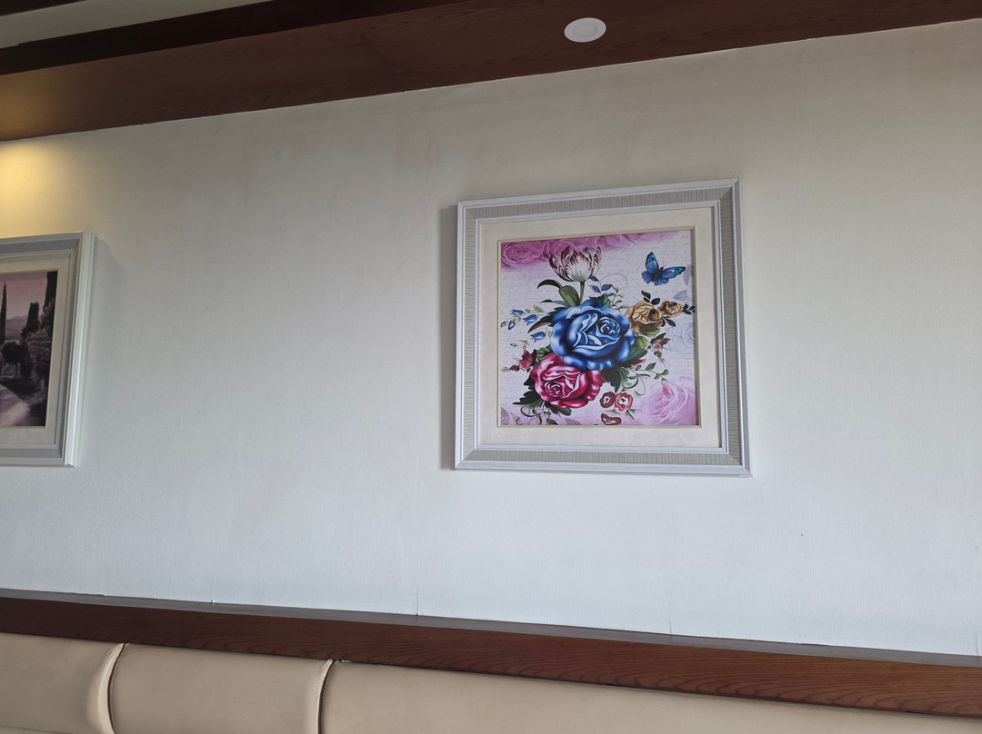 KPM Tripenta Hotel主图